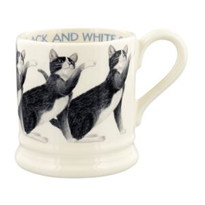 ½ Pt Mug Black & White Cat